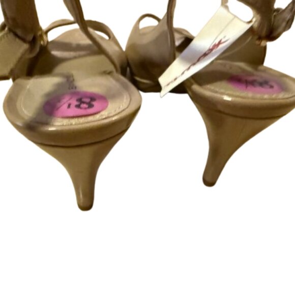 Bandolino Tan Patent Peep Toe Sling Back Heels - 8.5 - Picture 5 of 5